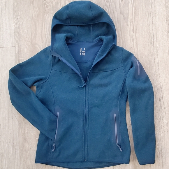 Arc'teryx Covert Hoody Jacket Women Medium Marine Full Zip Trim Fit Performance - Picture 1 of 5